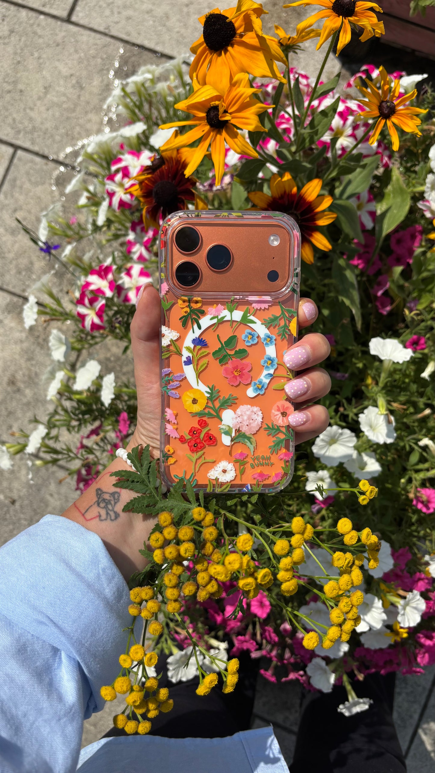 Case - Etui - Flower Power - iPhone 17 / 17 Pro / 17 Pro Max - MagSafe - przezroczyste