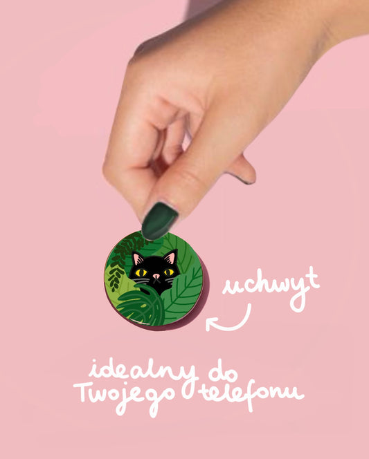 Socket for phone - Kitten in the leaves